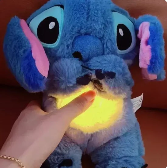 Pelúcia Stitch com Movimentos de Respiração e Sons Calmantes - Conforto e Magia